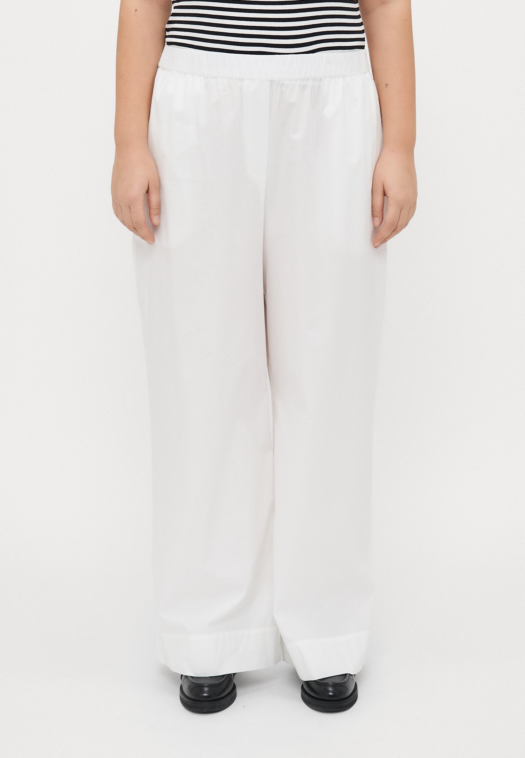 WIDE LEG Media 3
