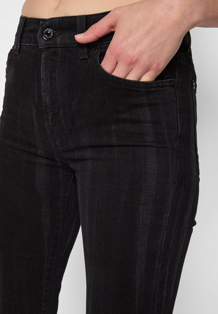 7 for all mankind