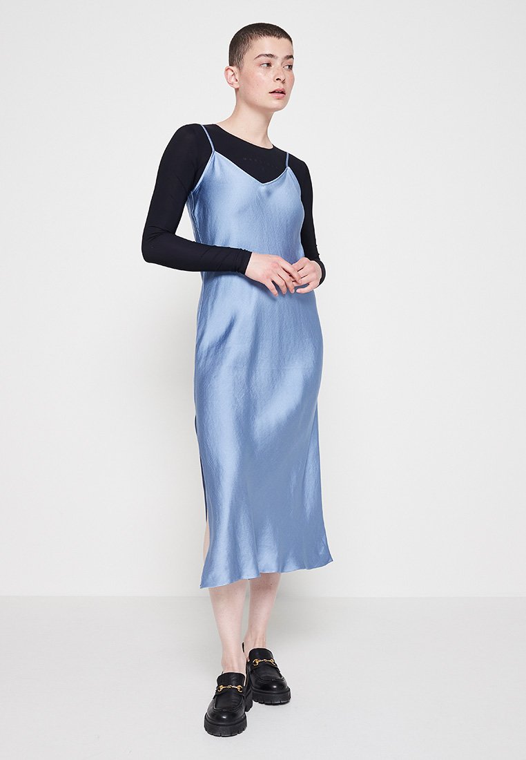 Club Monaco
