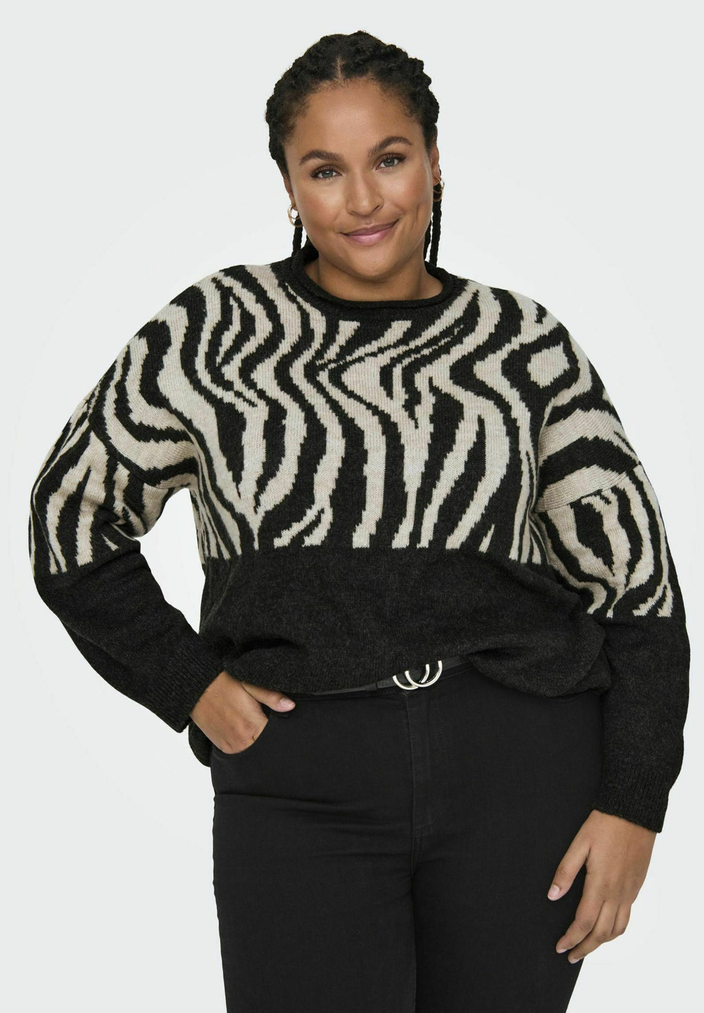 Knitted CARJADE Knitted Media 7
