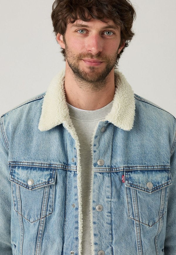 Levi's® TYPE 3 TRUCKER