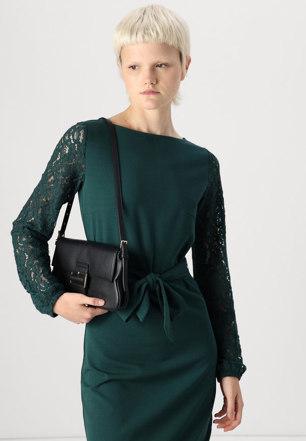Vero Moda VMMAGDA CALF DRESS