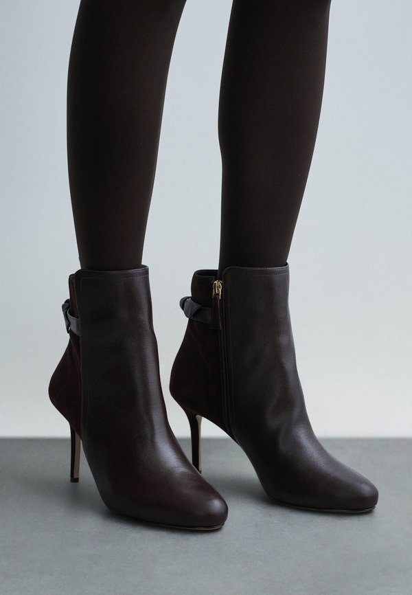 Alexandre Birman CLARITA