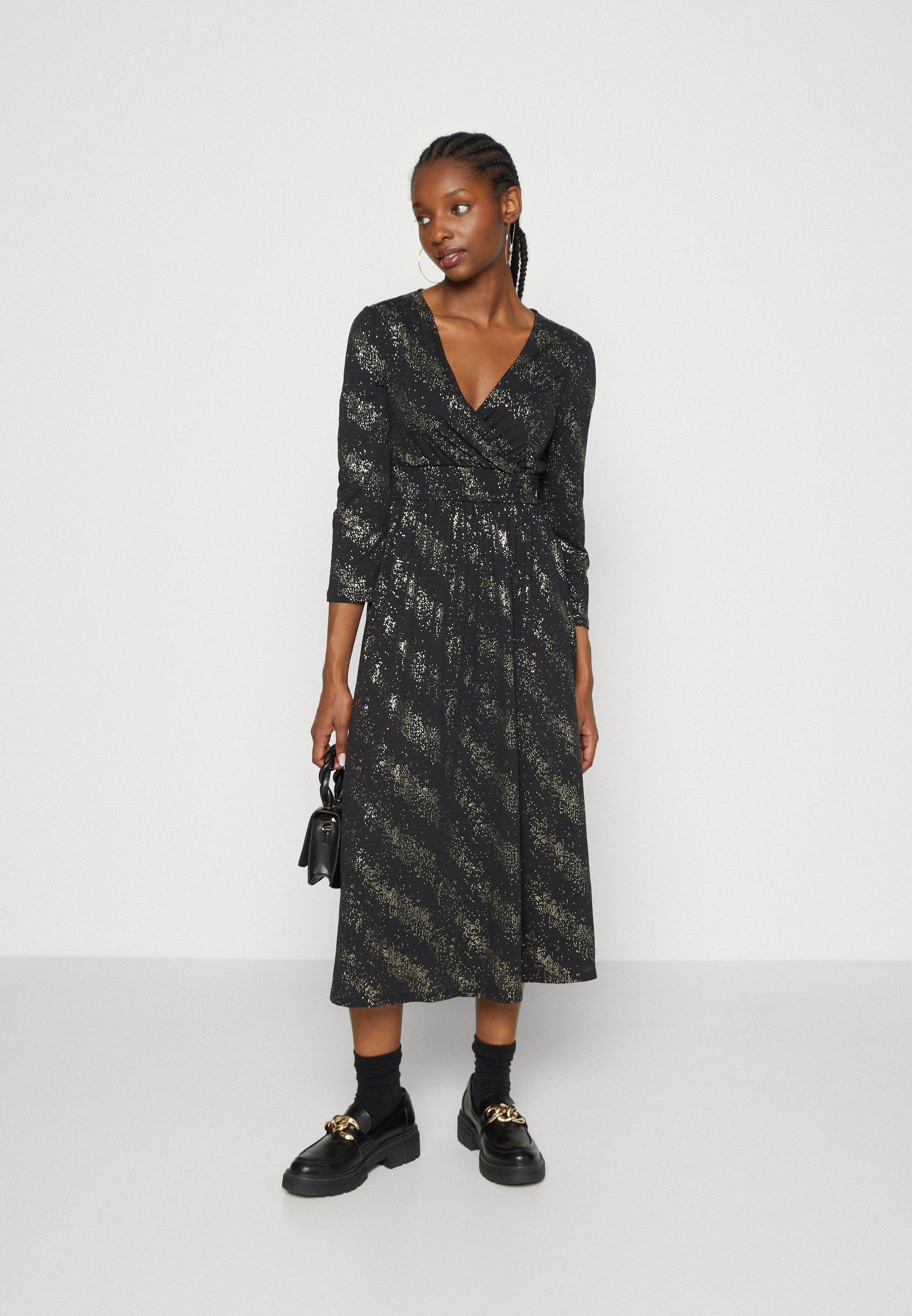 ONLNEW PELLA FOIL WRAP DRESS Media 2