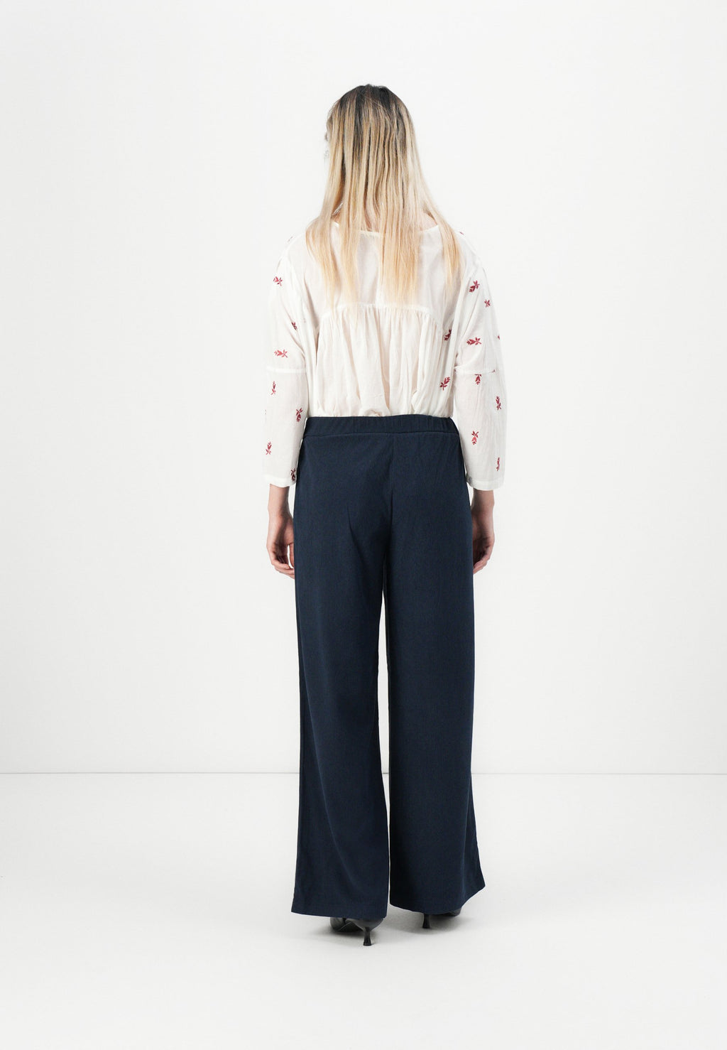 ONLVICKY WIDE PANT Media 4