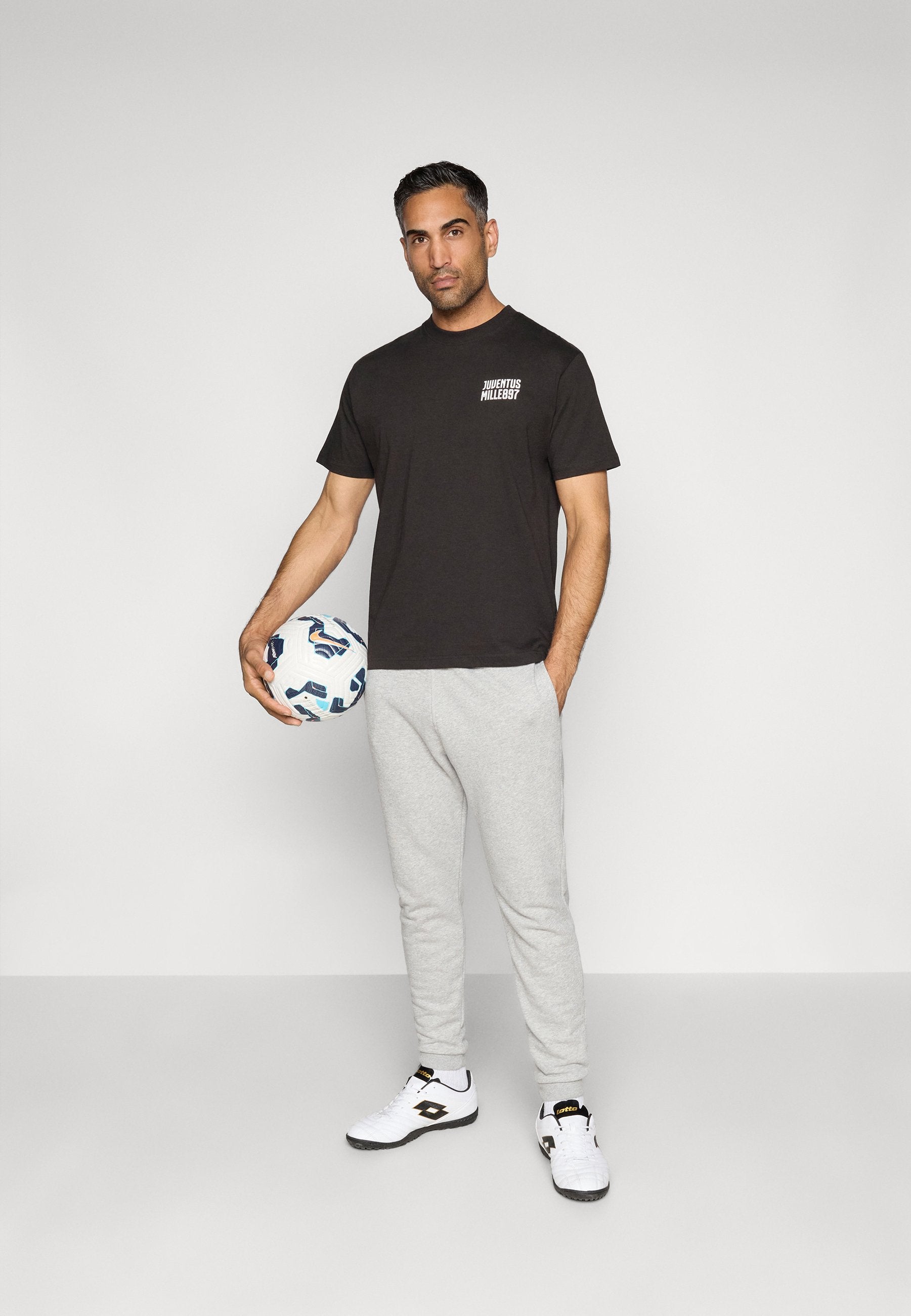 Legacies JUVENTUS FLOWERS TEE