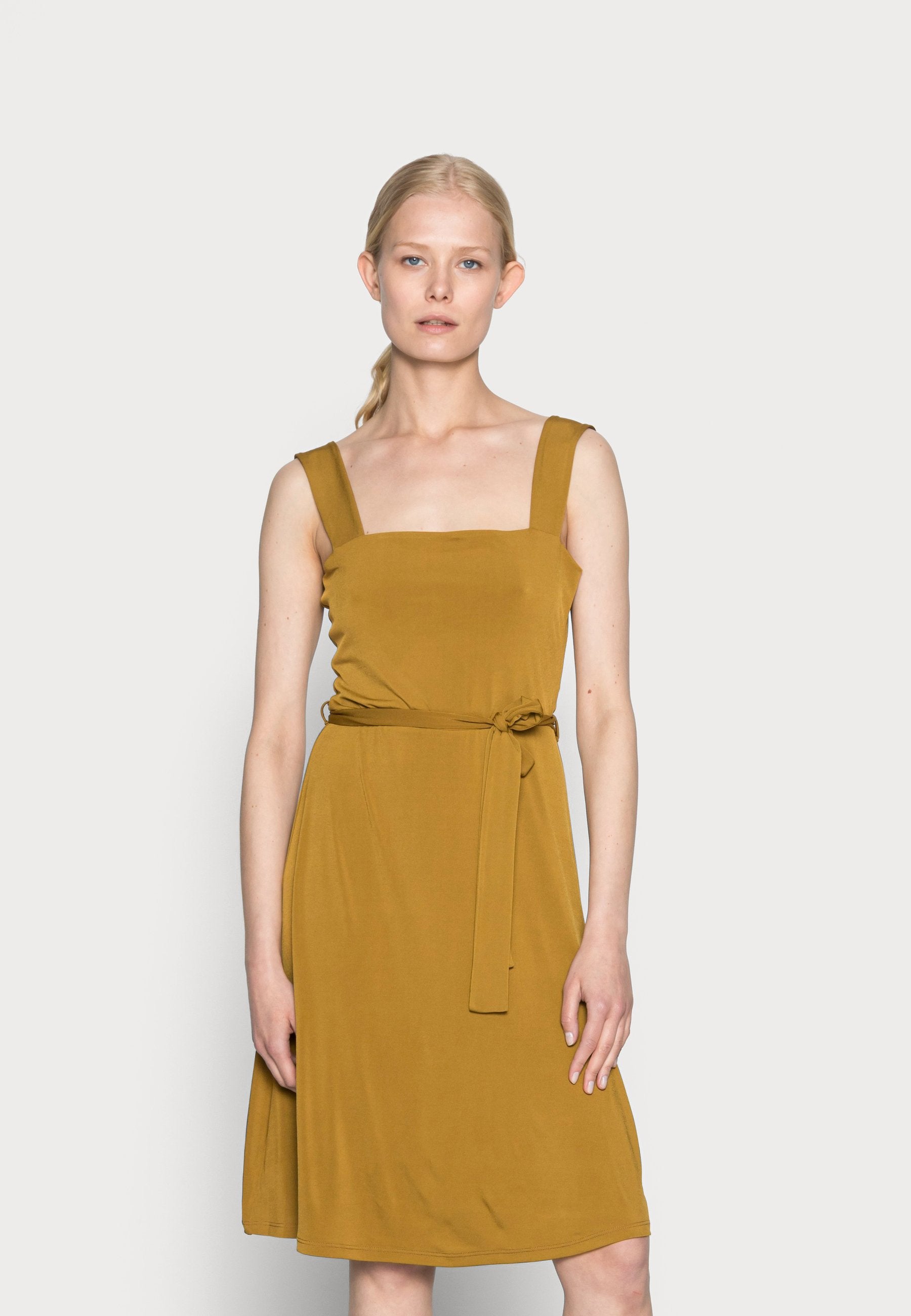 Anna Field WIDE STRAP BASIC MIDI DRESS