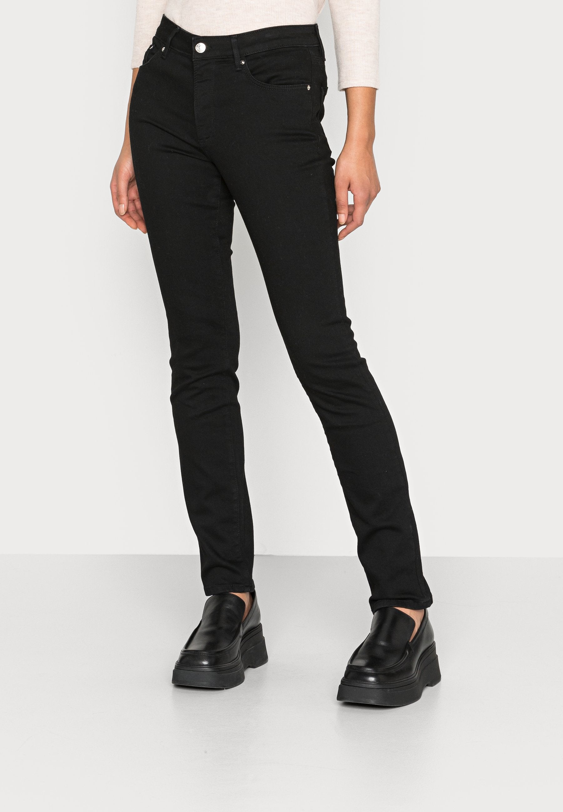 s.Oliver Jeans Slim Fit Media 3