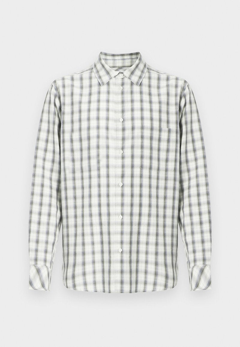 RYAN SHIRT Media 1