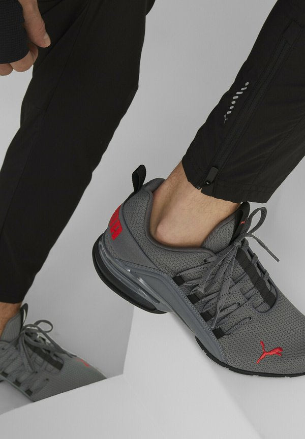 Puma AXELION REFRESH - Training shoe - black/cool dark gray/red