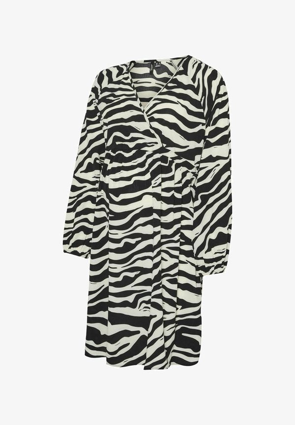 Vero Moda VMMSHILAH Maternity - Day dress - birch