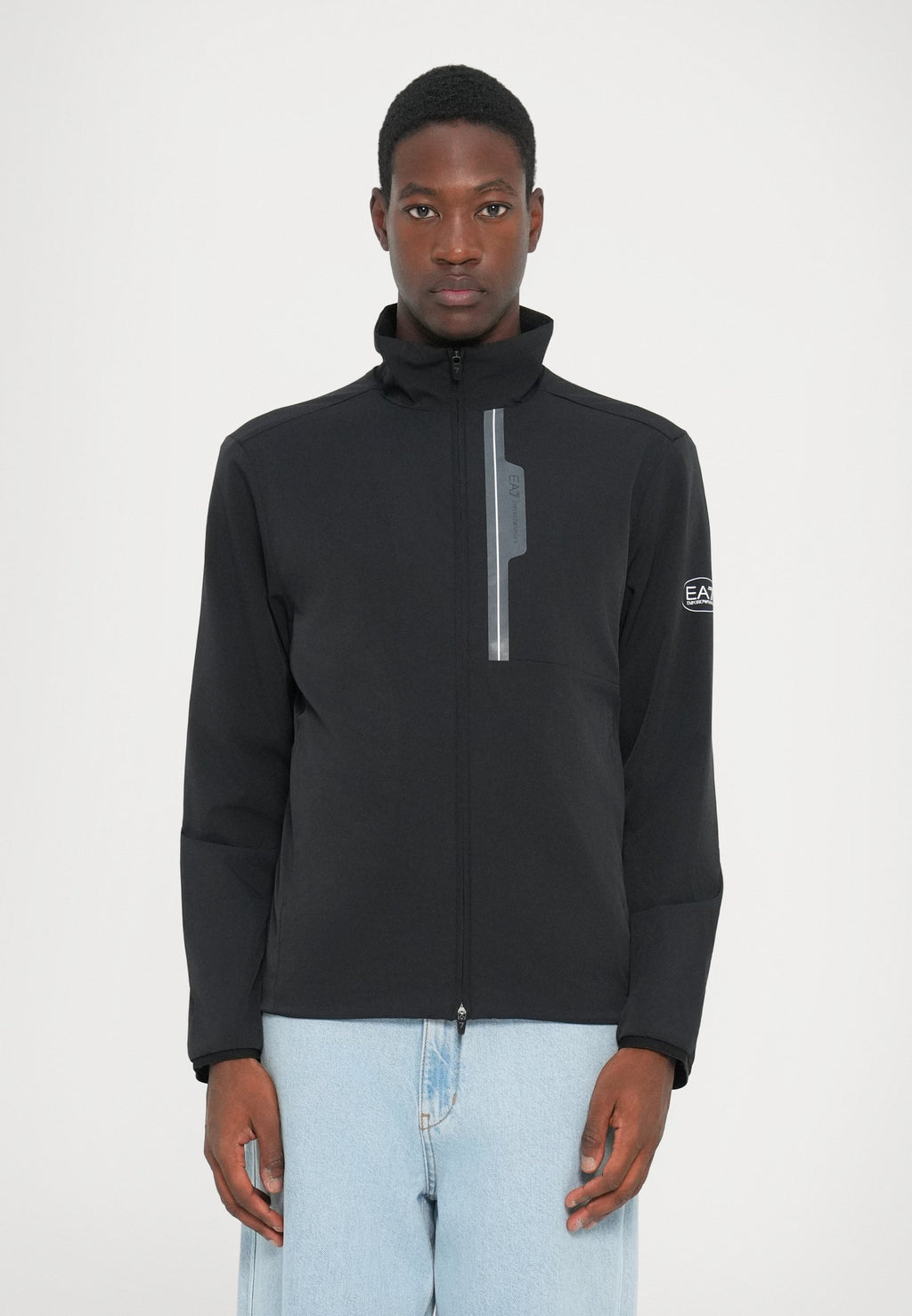 WIND BREAKER JACKET Media 3