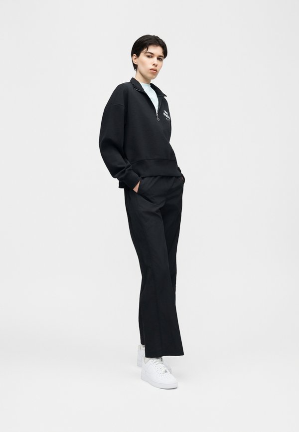 Nike Sportswear