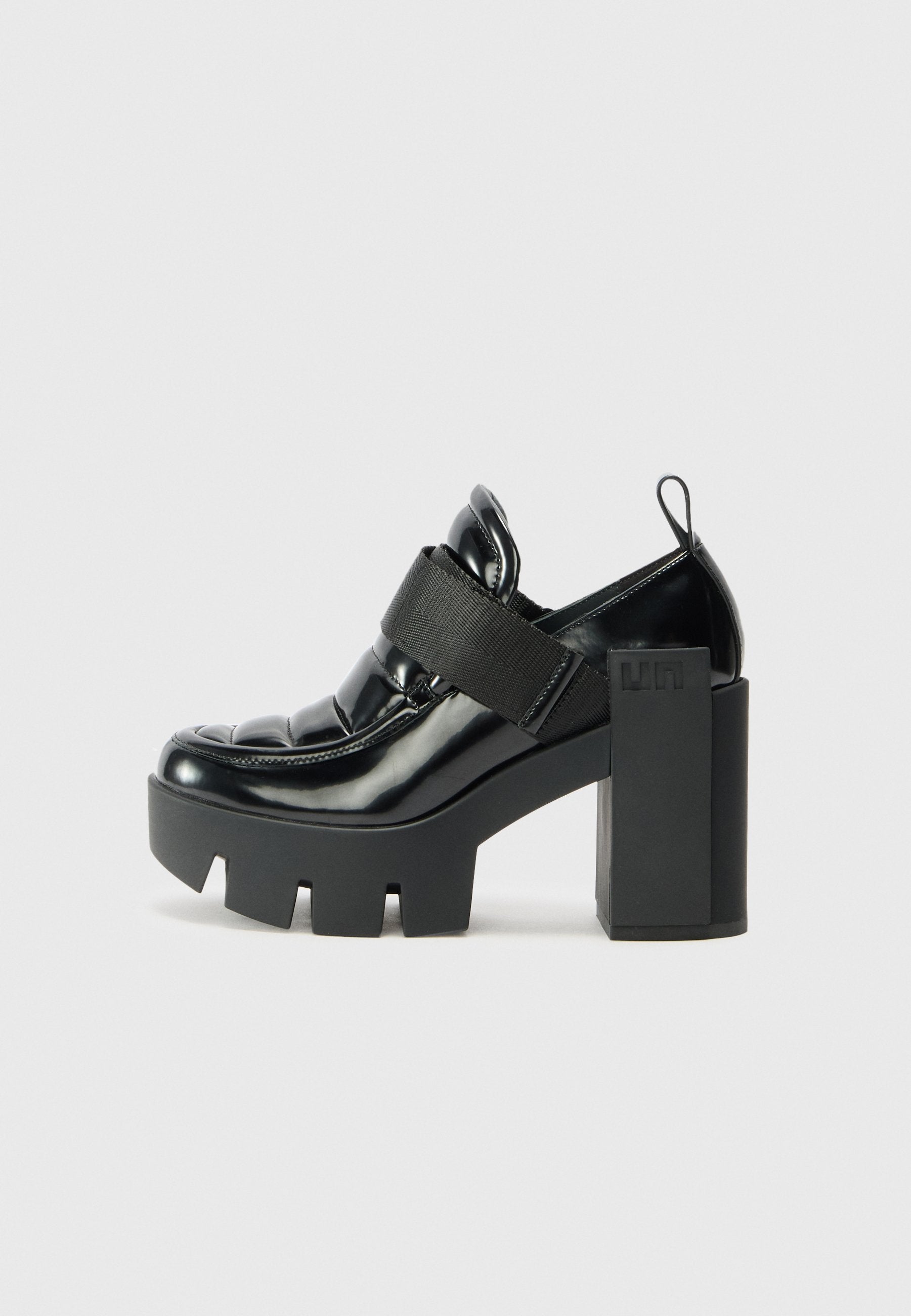 United Nude