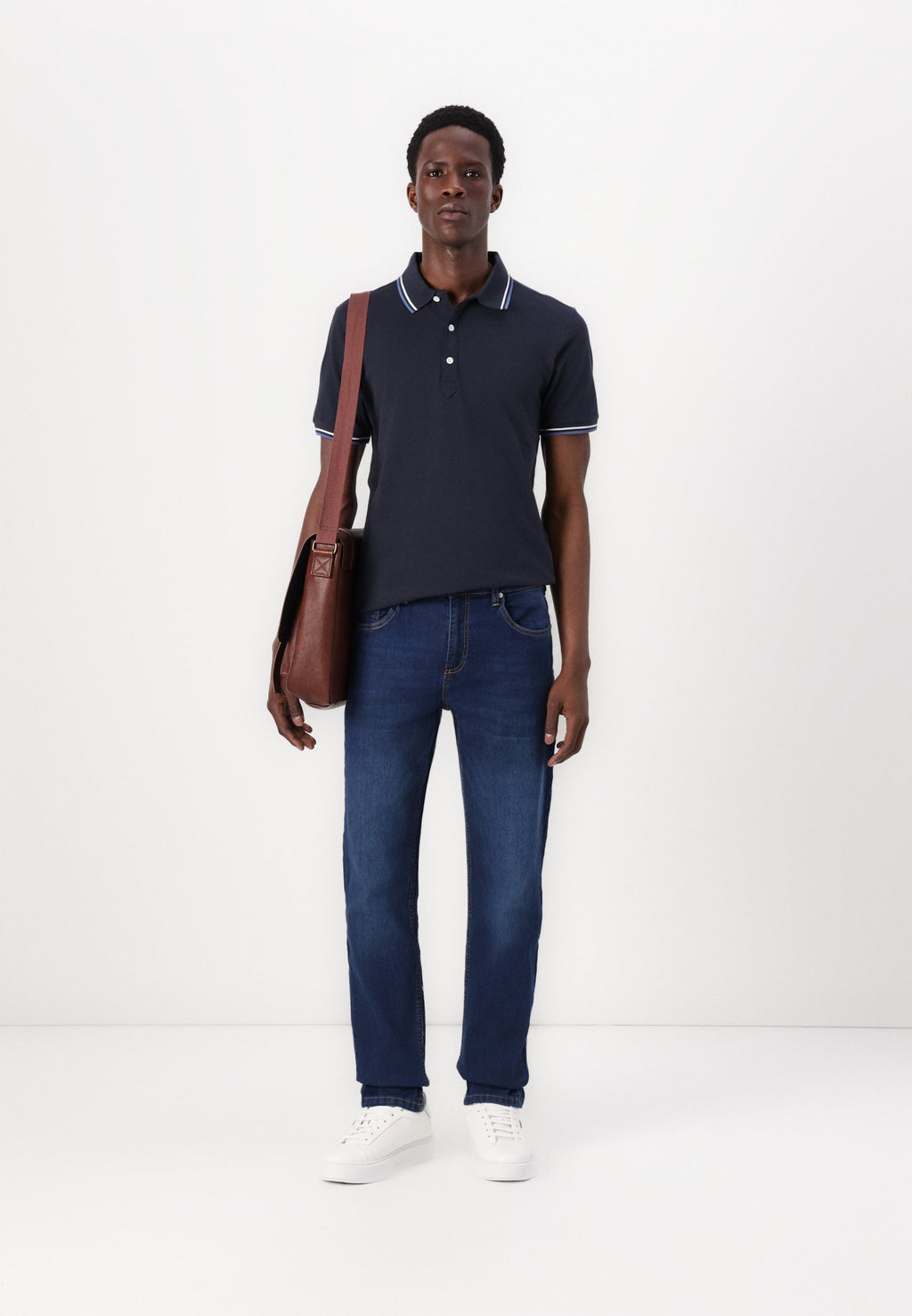 Lindbergh Jeans Tapered Fit Media 2