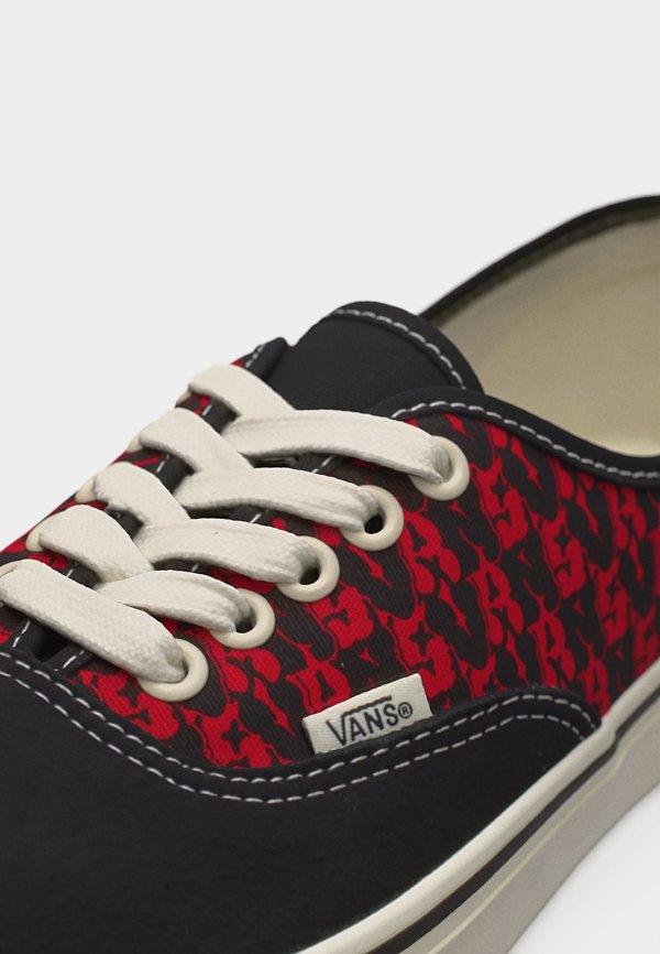 Vans AUTHENTIC