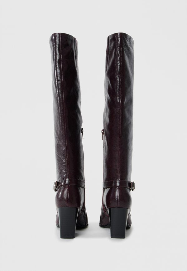 ALDO SADDLE