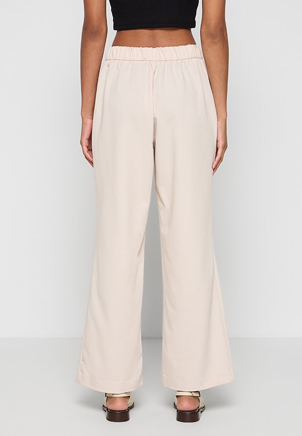 Vero Moda VMOLENA STRAIGHT FIT