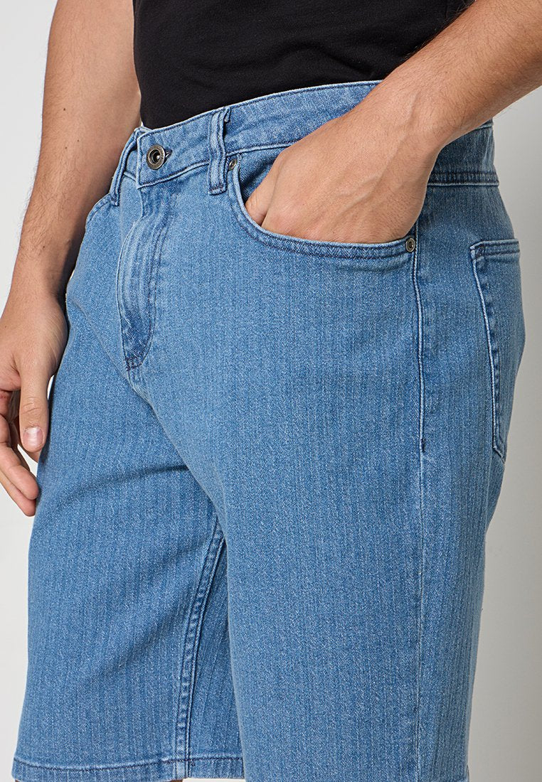 LOOSE FIT Media 4