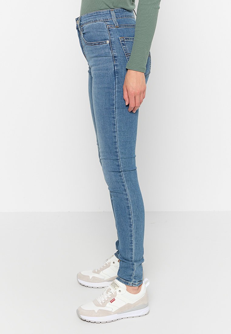 Levi's® 721 HIGH RISE SKINNY