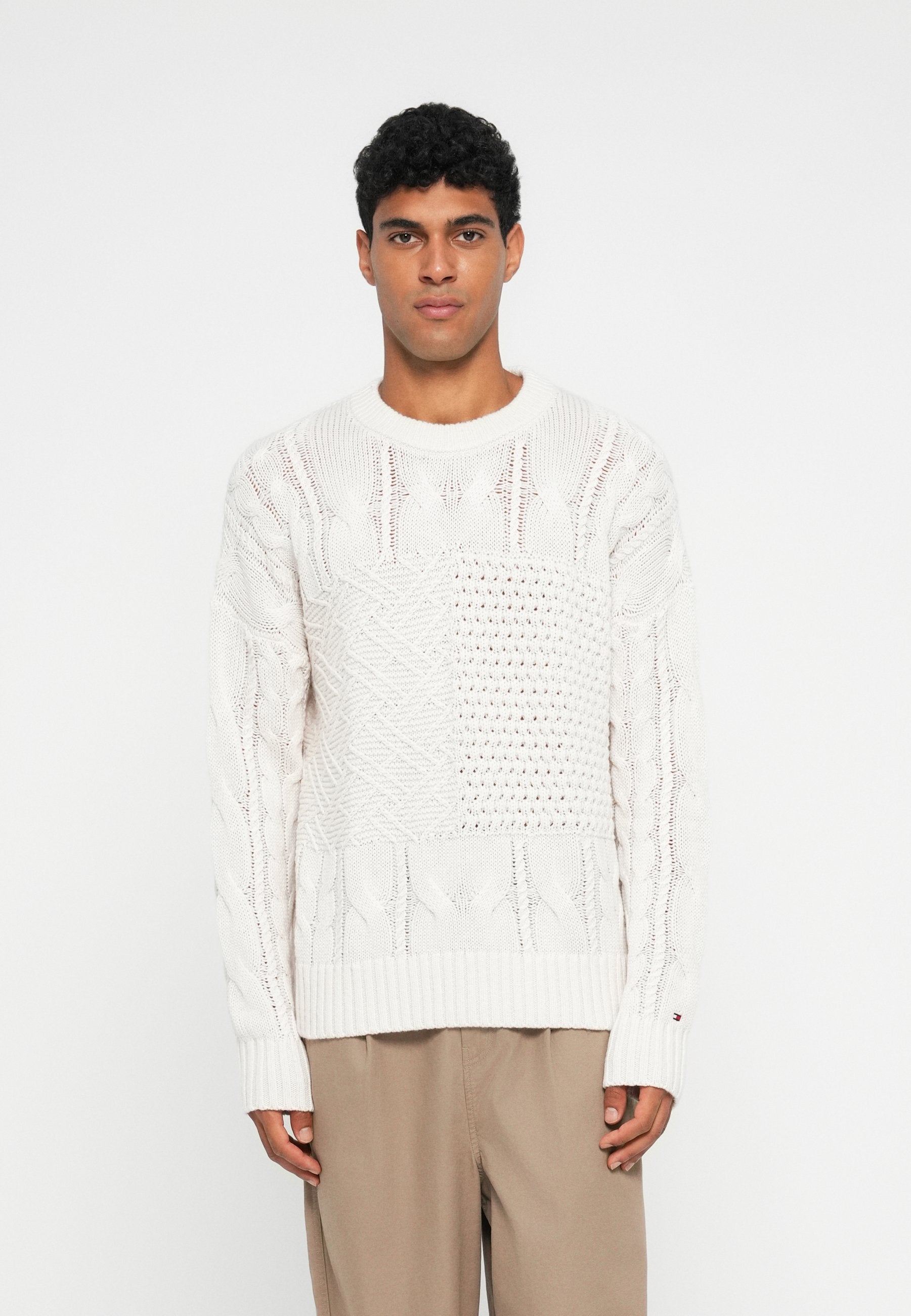 WOOL BLEND FLAG KNIT JUMPER Media 3
