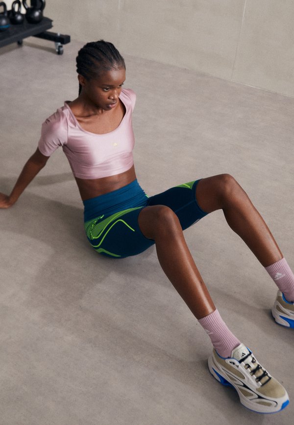 adidas by Stella McCartney CROP