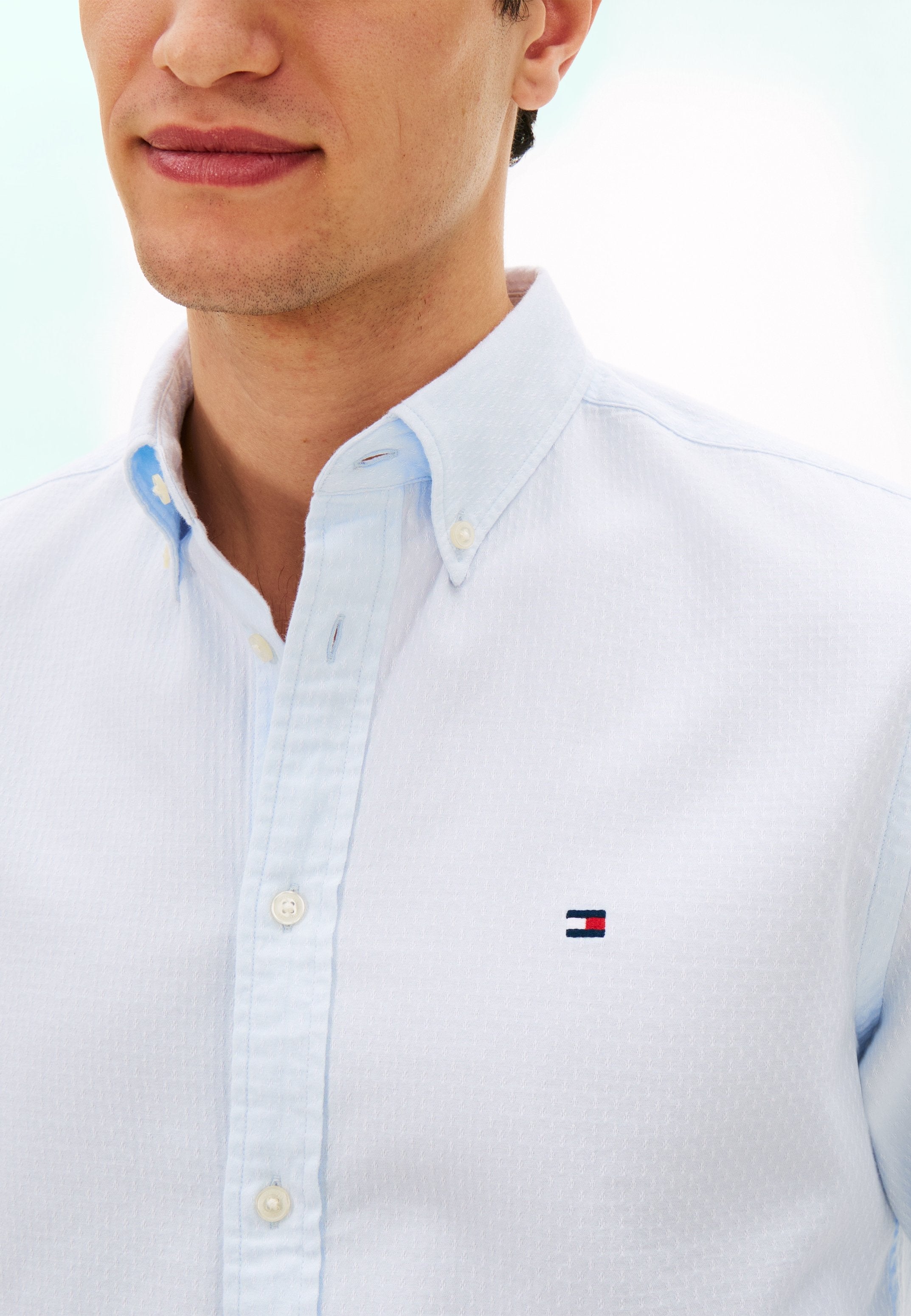 TH FLEX REGULAR FIT DOBBY SHIRT Media 5