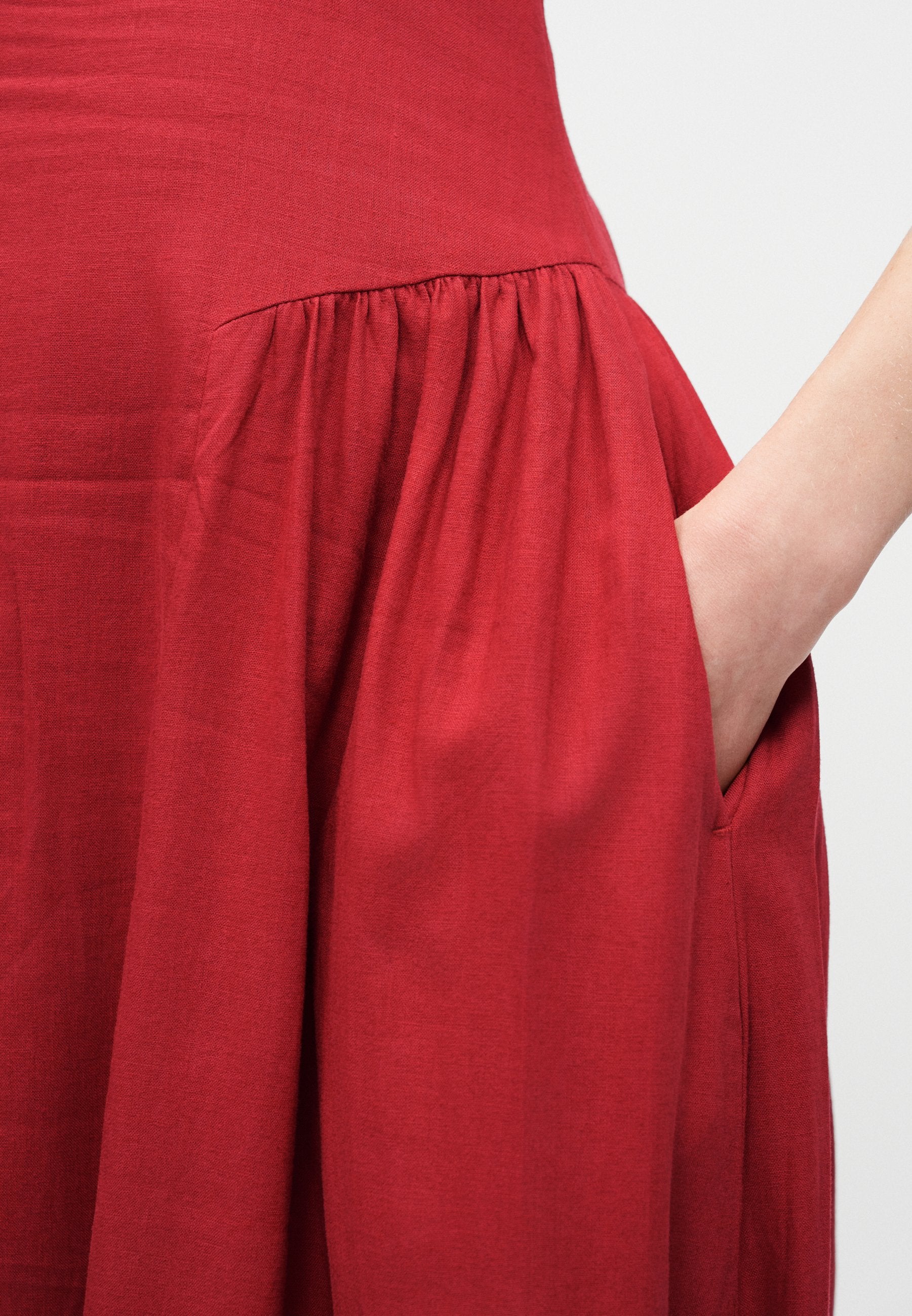 GAP SHIRRED DRESS