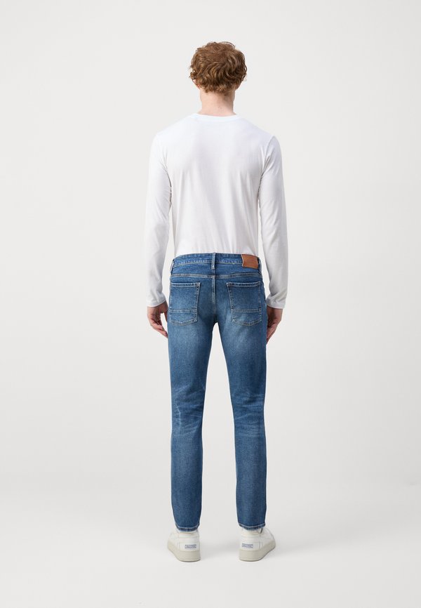 Marc O'Polo TROUSERS SHAPED FIT SHAPED LEG LOW WAIST REGULAR LENGTH