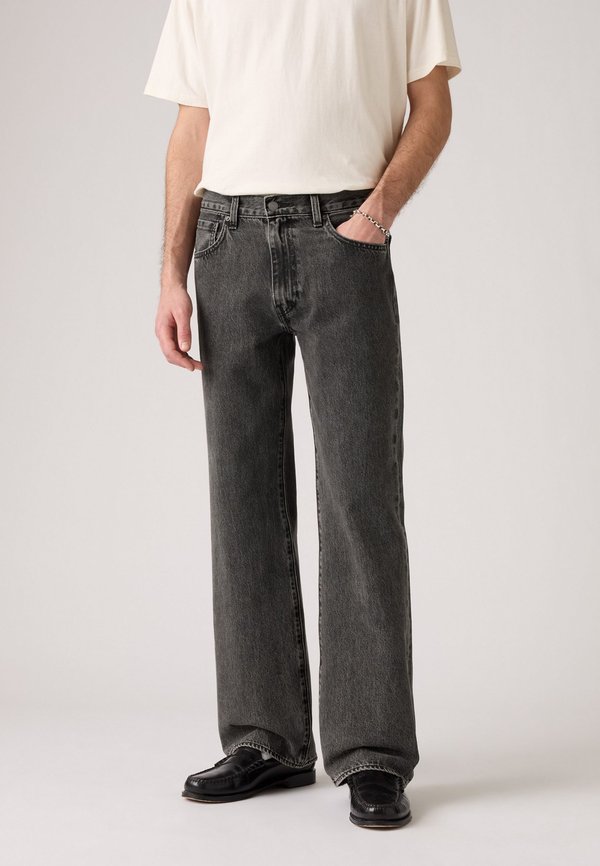 Levi's® 567® RELAXED FLARE