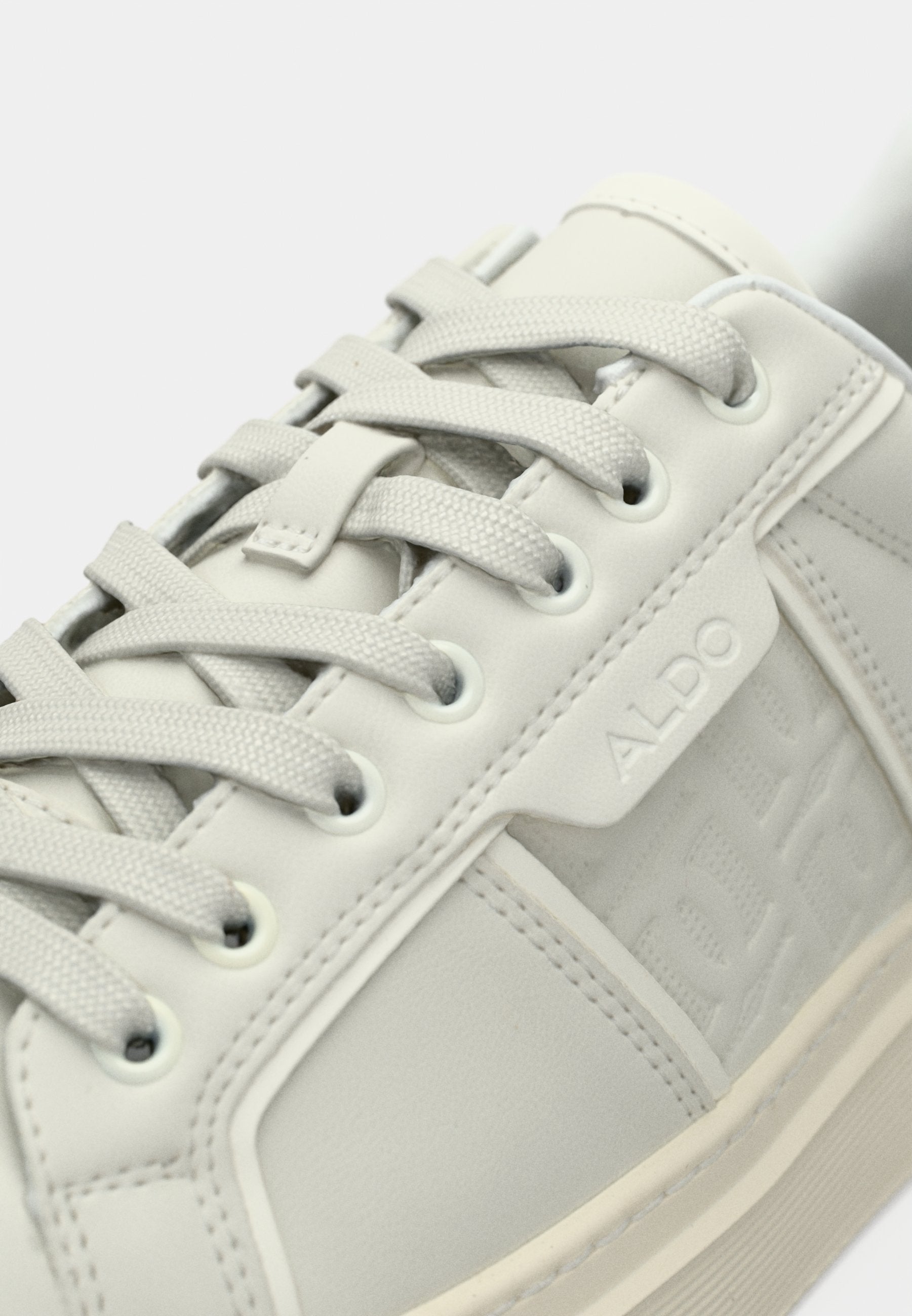 ALDO CCOURTLINE
