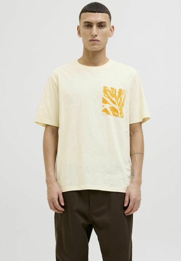 Jack & Jones Printed - Print T-shirt - antique white