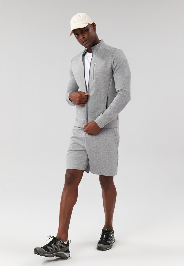 Pier One Sport