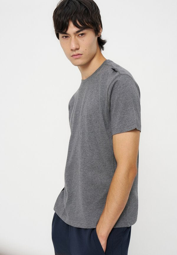 EA7 Emporio Armani T-SHIRT