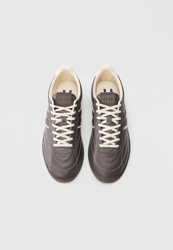Tommy Jeans THE GREENWICH TOPSTITCH LEATHER TRAINERS