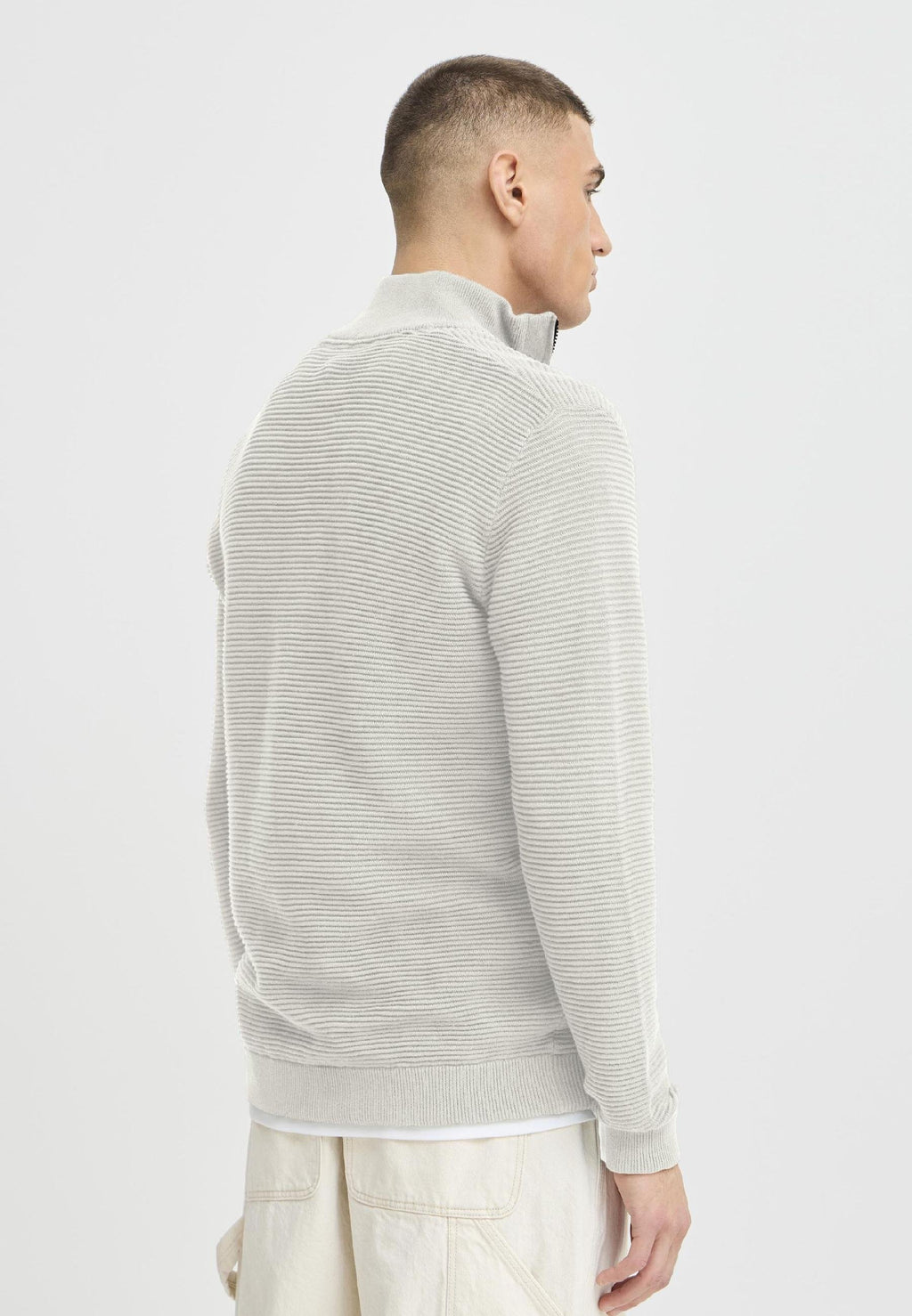 SDVALENCIA FINE KNIT TROYER Media 6