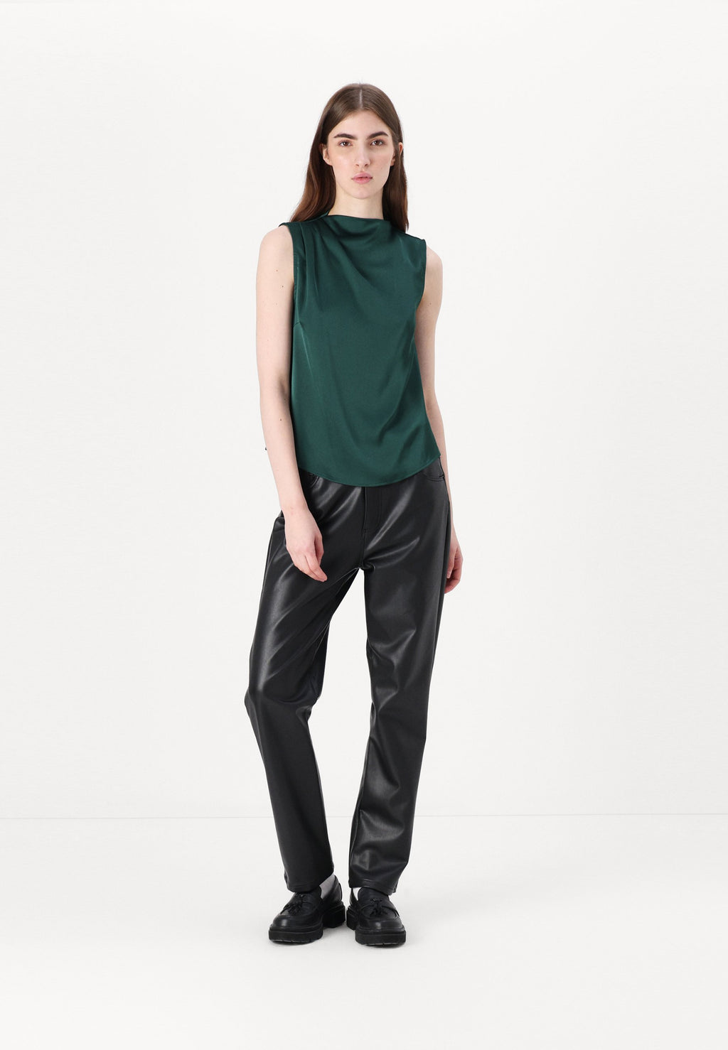 ONLRIVER STAR PANT Media 2