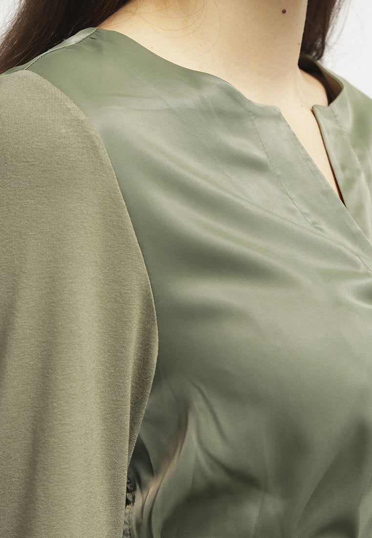 Esprit Maternity