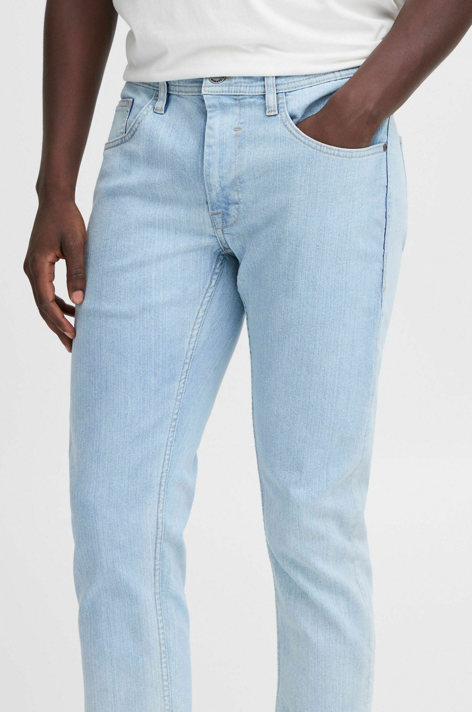 BHJET PLUS SIZE Media 5