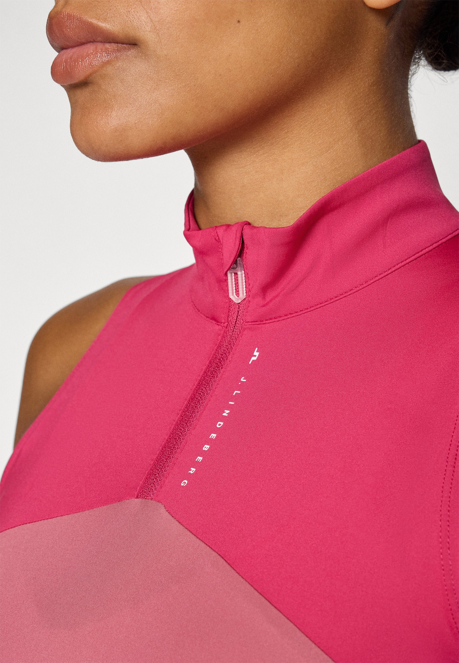 J.LINDEBERG Sports TIANA SLEEVELESS