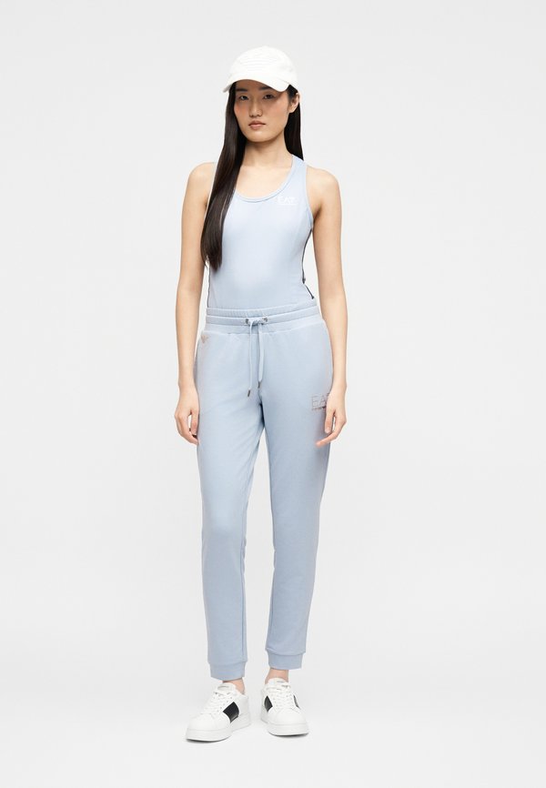 EA7 Emporio Armani
