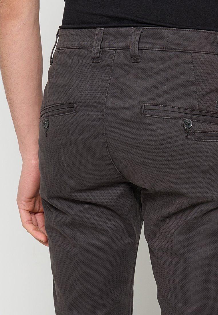 Gaudi SLIM FIT
