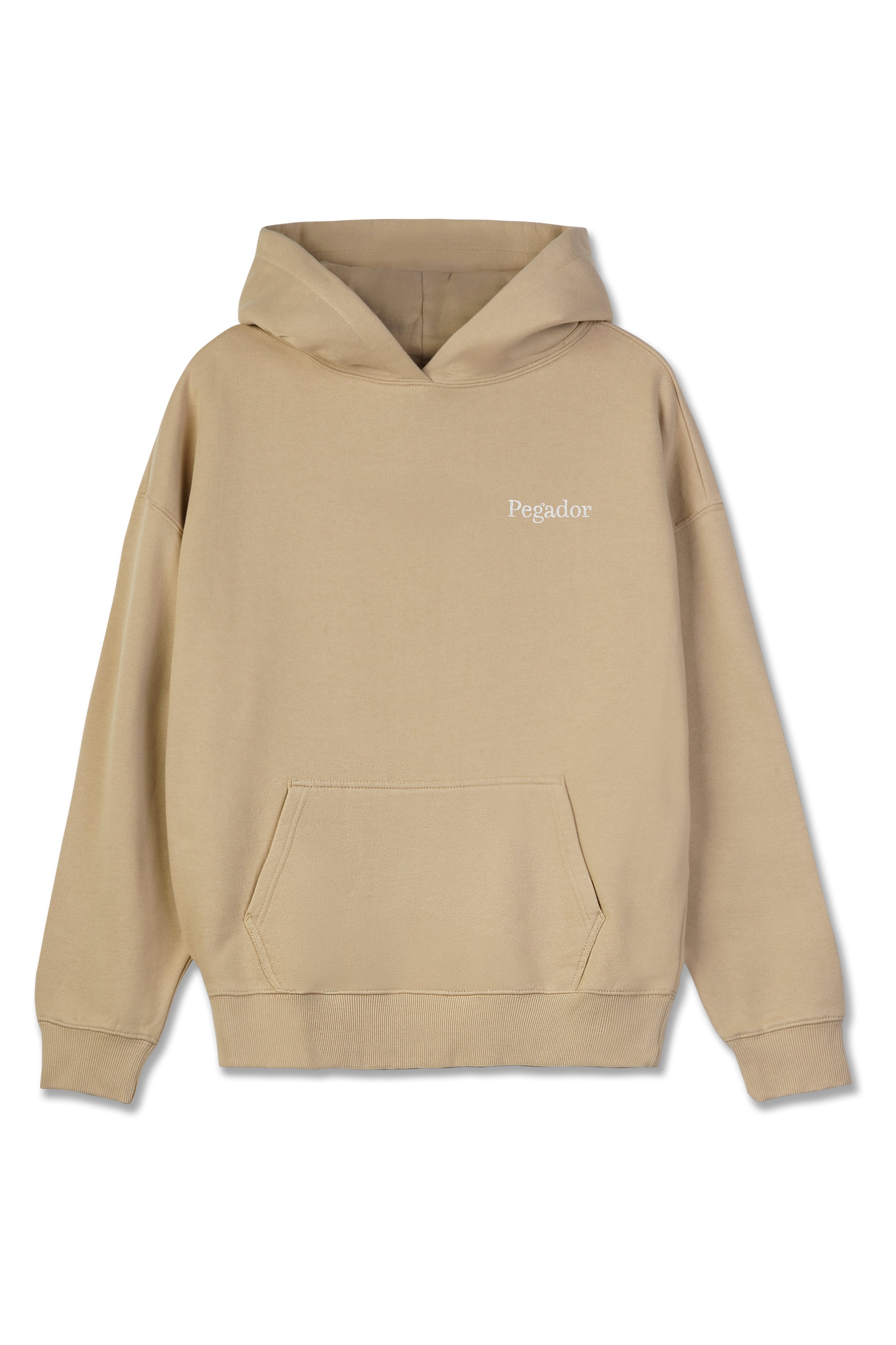 Beige Kapuzenpullover mit einer frontalen Kängurutasche und gerippten Bündchen. Mit "Pegador" Logo in Weiß auf der Brust. Schlichte Textur.