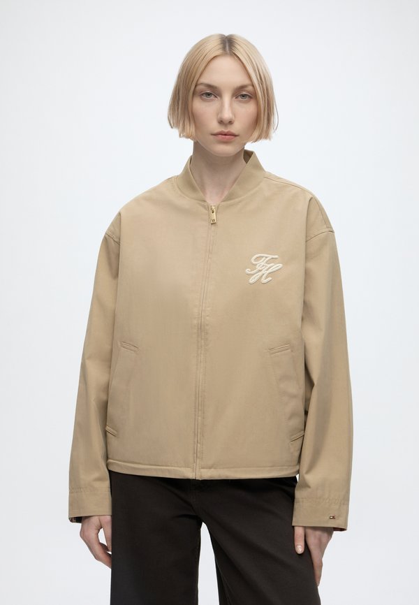 Tommy Hilfiger BOMBER JACKET - Bomber Jacket - camel