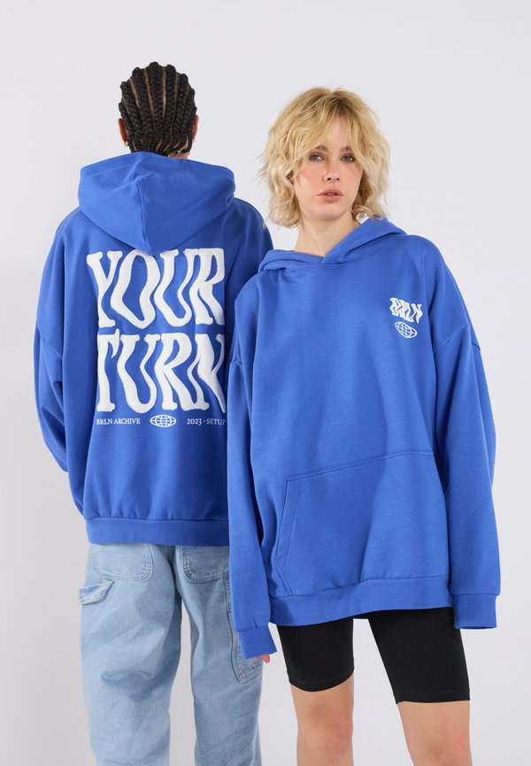 YOURTURN UNISEX OVERSIZED FIT DISTORTED PRINT HOODIE
