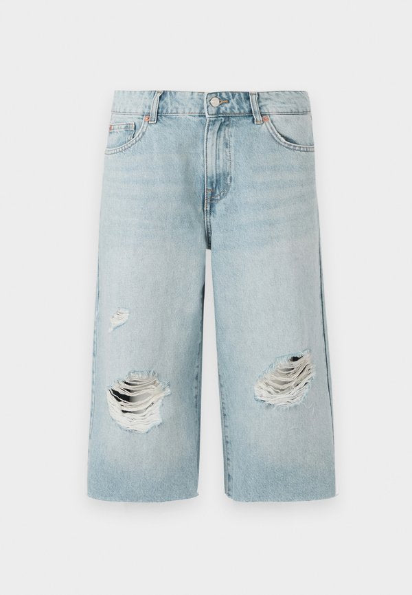 ONLY ONLCOBAIN LONG - Denim shorts - light blue denim