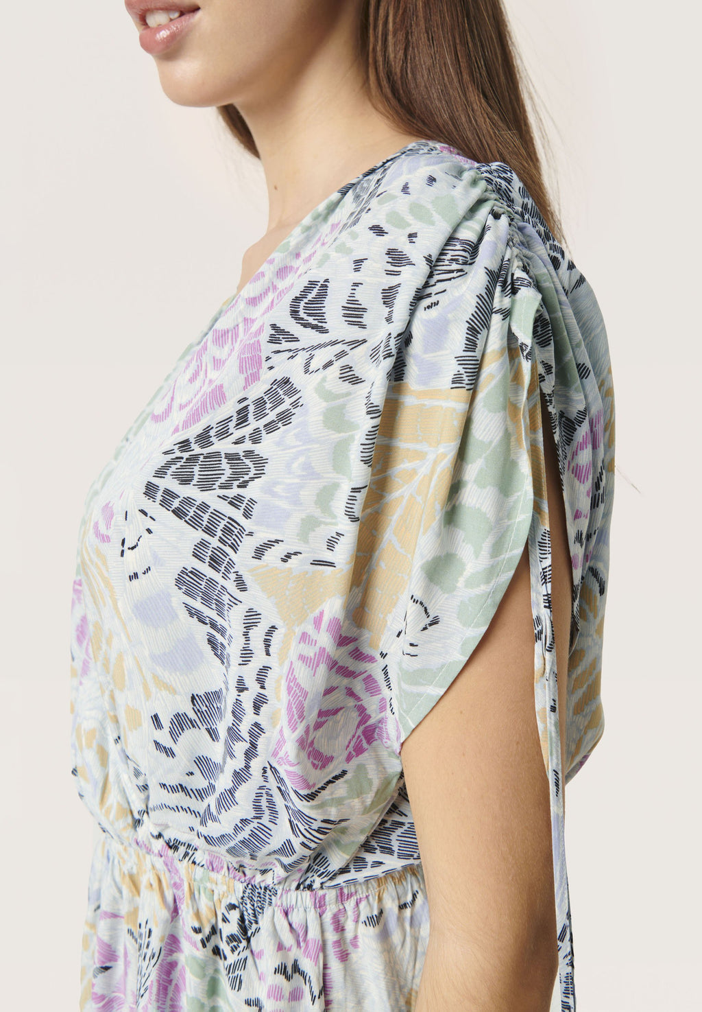 Soaked in Luxury LIVINNA SHORT