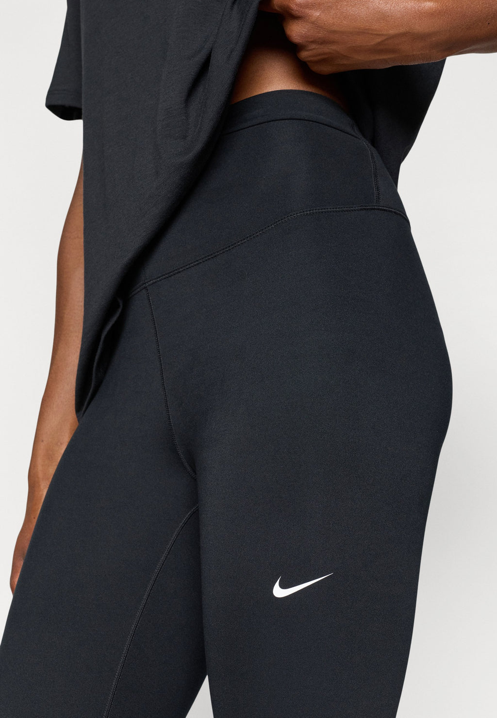 Nike Performance ONE