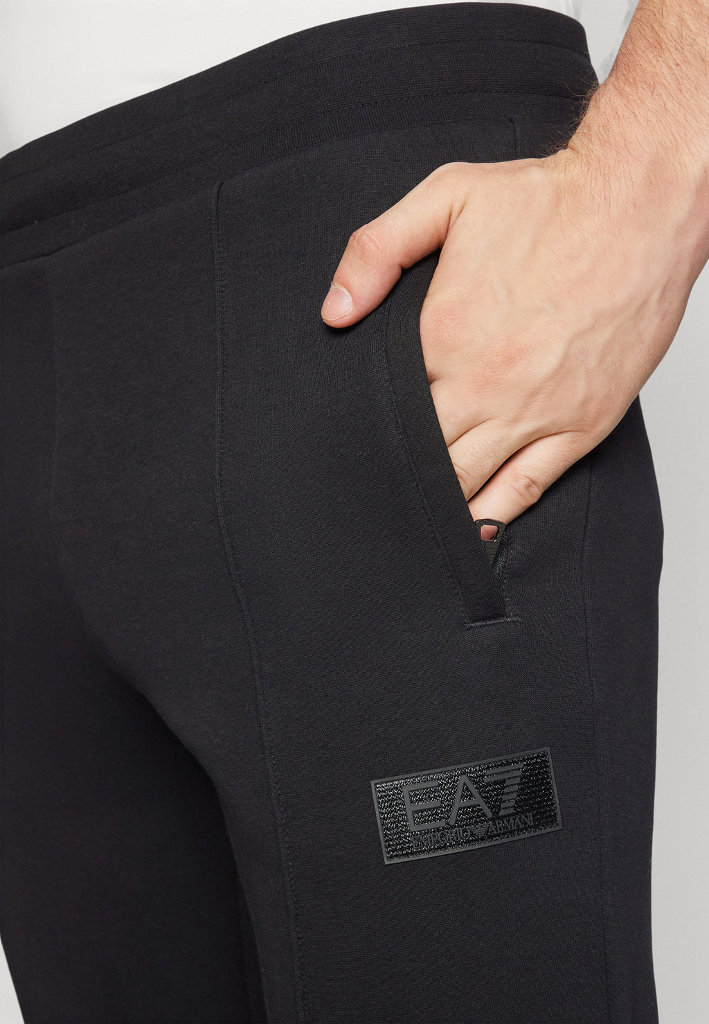 PANTALONI Media 6