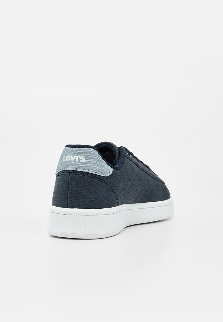 Levi's® AVENUE